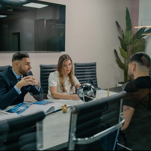 Frank Vito talking to a Potential Investor