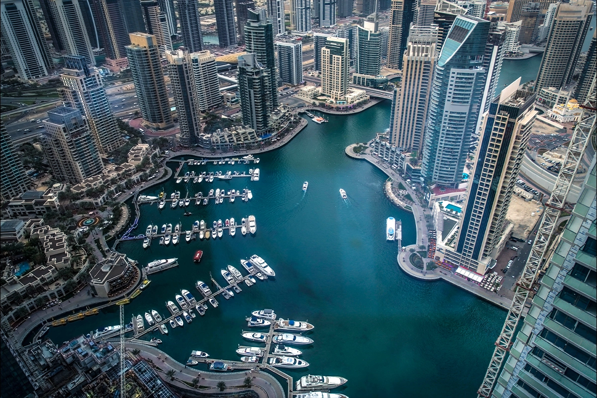 Luxury real estate property in Dubai waterfront community